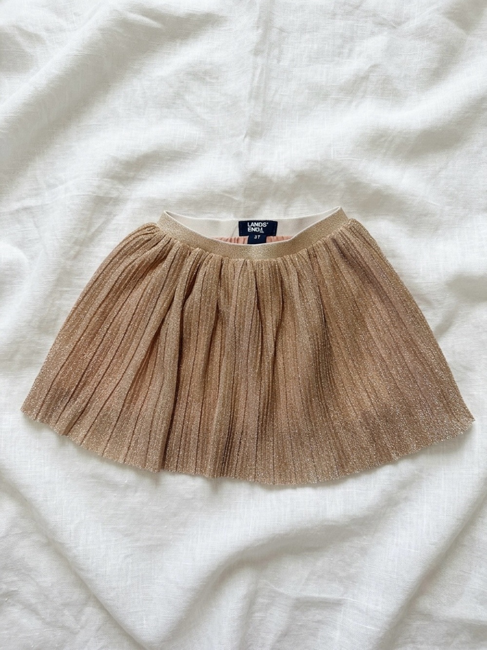 🏷️ BNWT Lands’ End Rose Gold Pleated Shimmer Skater Skirt 3T
